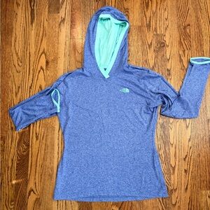 The North Face FlashDry Hoodie – Purple with Aqua Trim – Women’s Medium